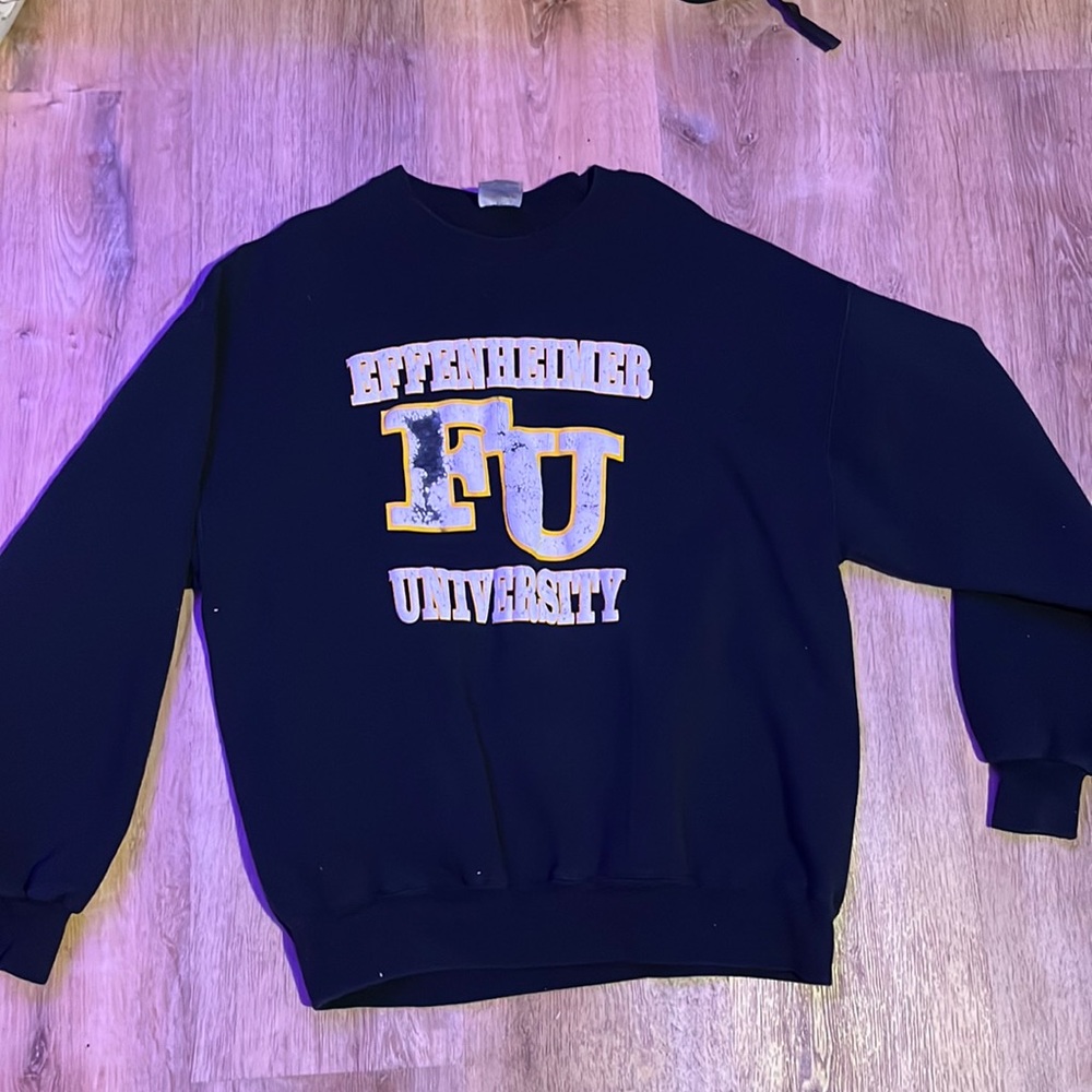 Jerszees crew neck sweater